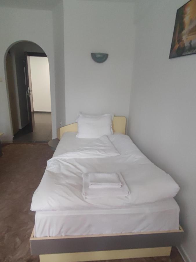 Кианти Hotel Kŭrdzhali Buitenkant foto