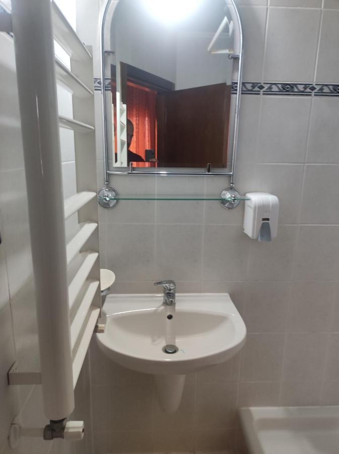 Кианти Hotel Kŭrdzhali Buitenkant foto