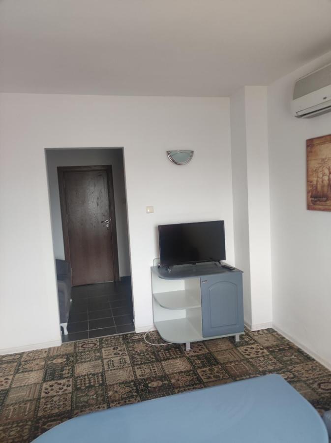 Кианти Hotel Kŭrdzhali Buitenkant foto