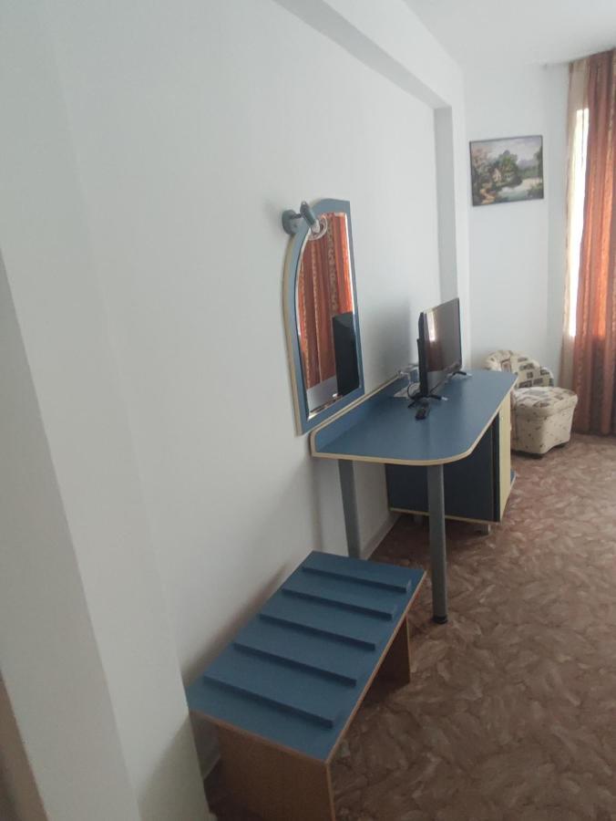 Кианти Hotel Kŭrdzhali Buitenkant foto