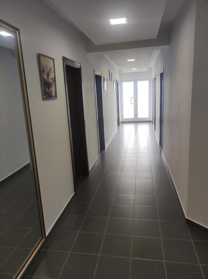 Кианти Hotel Kŭrdzhali Buitenkant foto